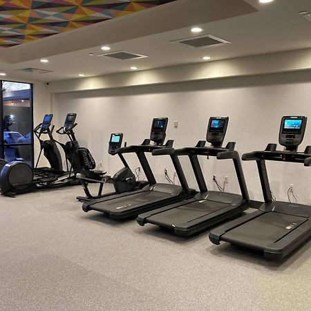 Home2 Suites By Hilton Hasbrouck Heights Eksteriør bilde