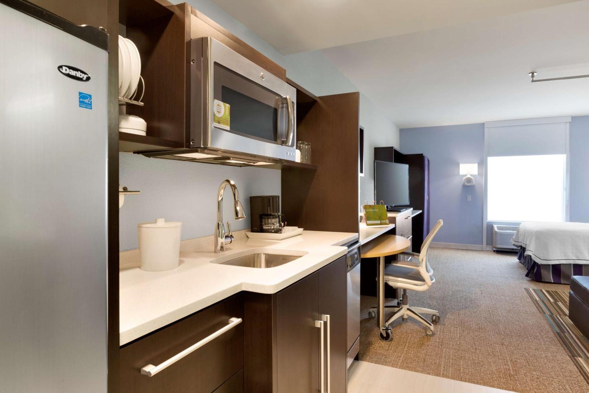 Home2 Suites By Hilton Hasbrouck Heights Eksteriør bilde